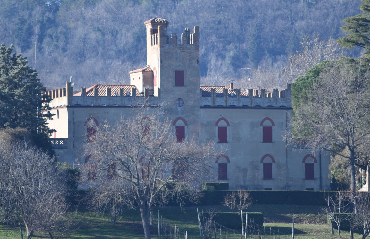 Villa Massei vista da Via Tolara di Sopra